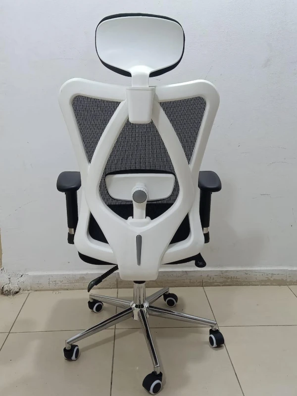 Comfortable Mesh Medical Chair image